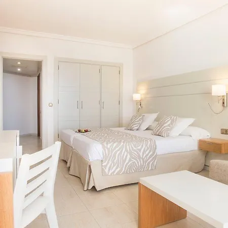 فندق Landmar Playa La Arena 4*
