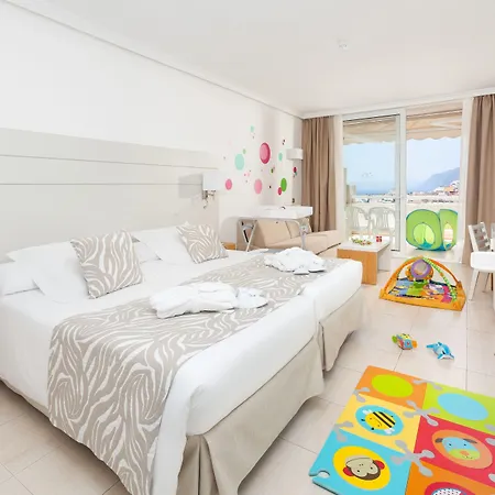 Landmar Playa La Arena 4*